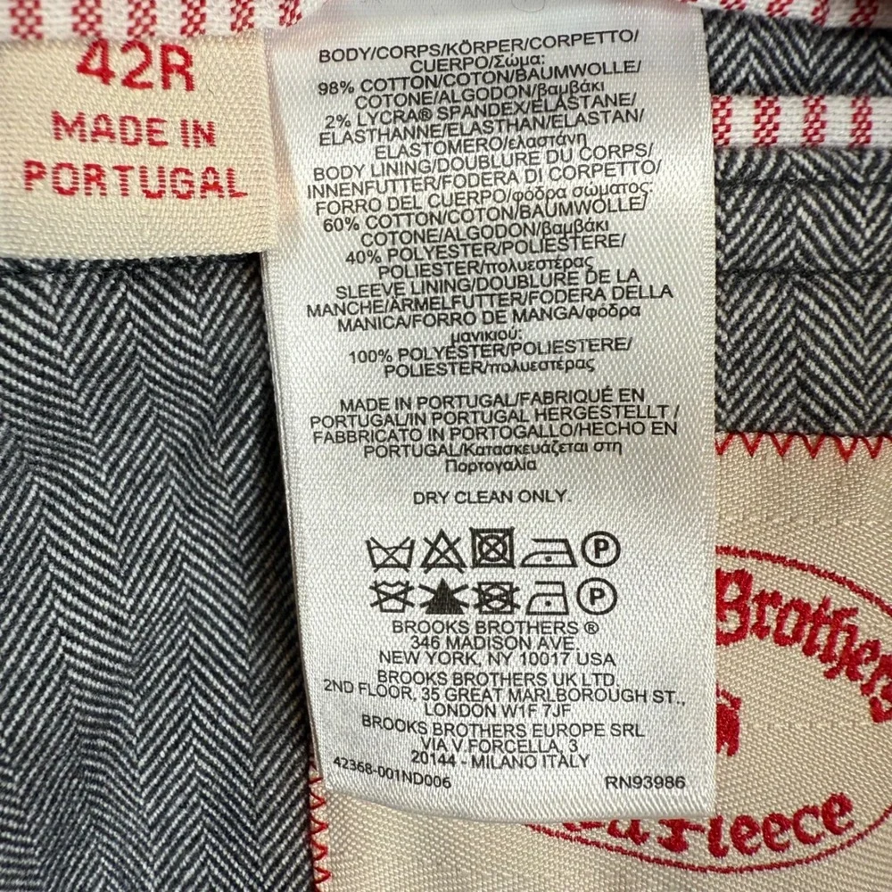 Brooks Brothers excellent type